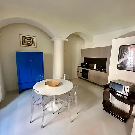 アパート Casa Delle Colonne - Centro